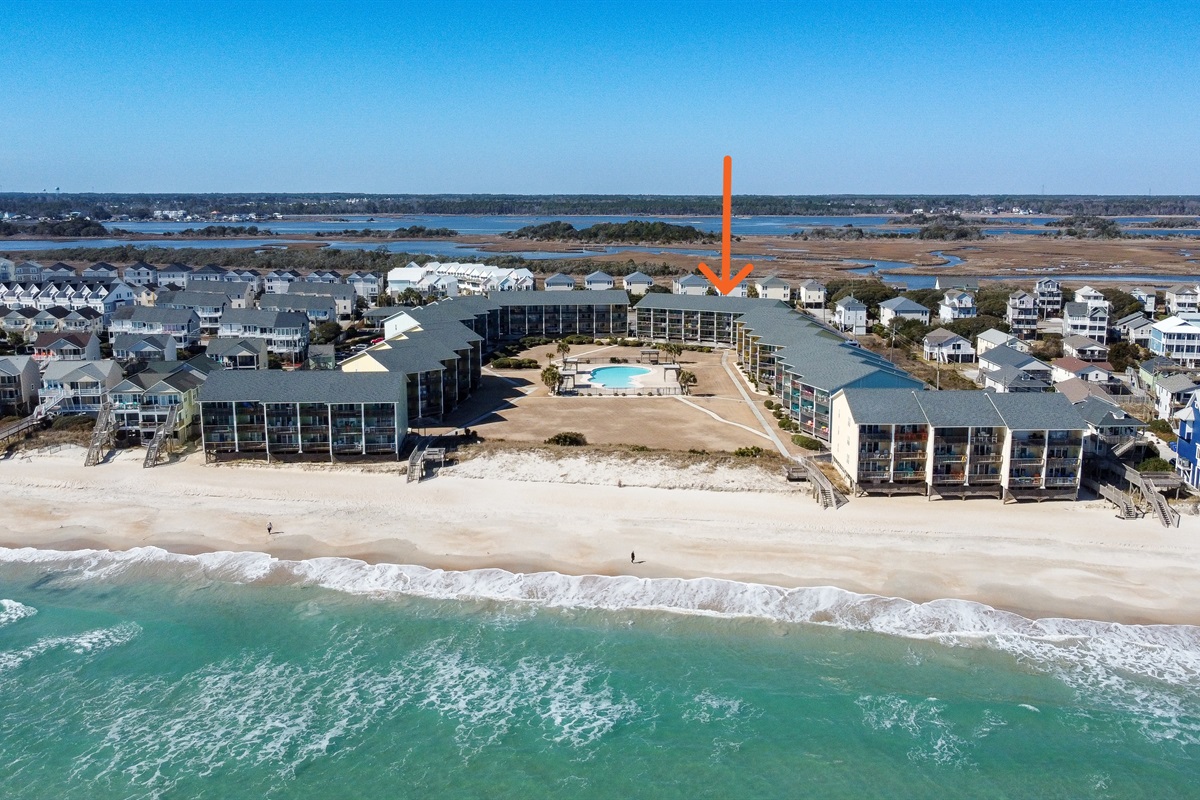 Building 5 of Surf Condos