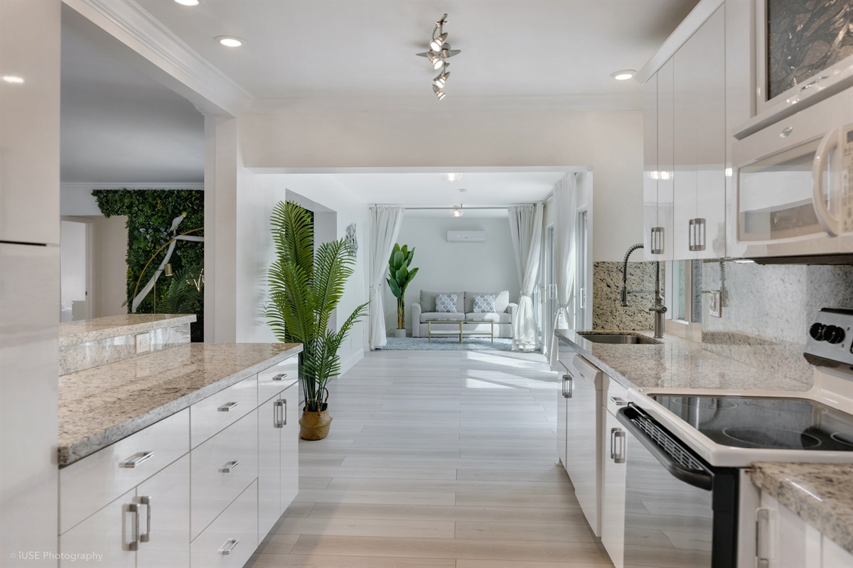 Kitchen & Florida Room