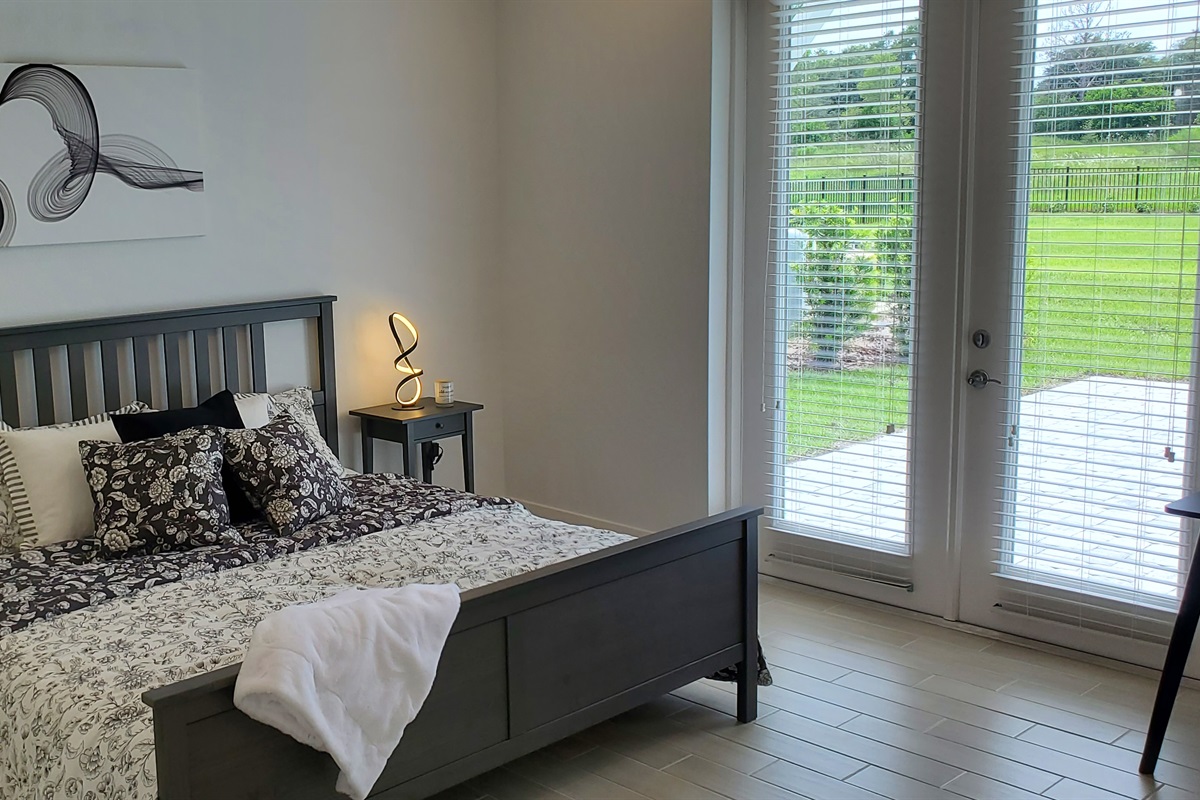 Master King bedroom ensuite