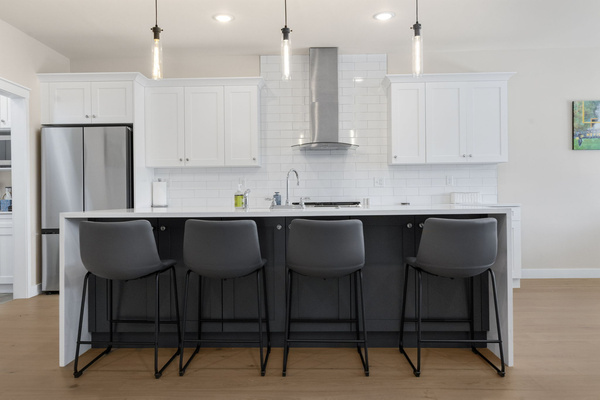 Golden View | 3BD • 2.5BA • Balcony, photo 33