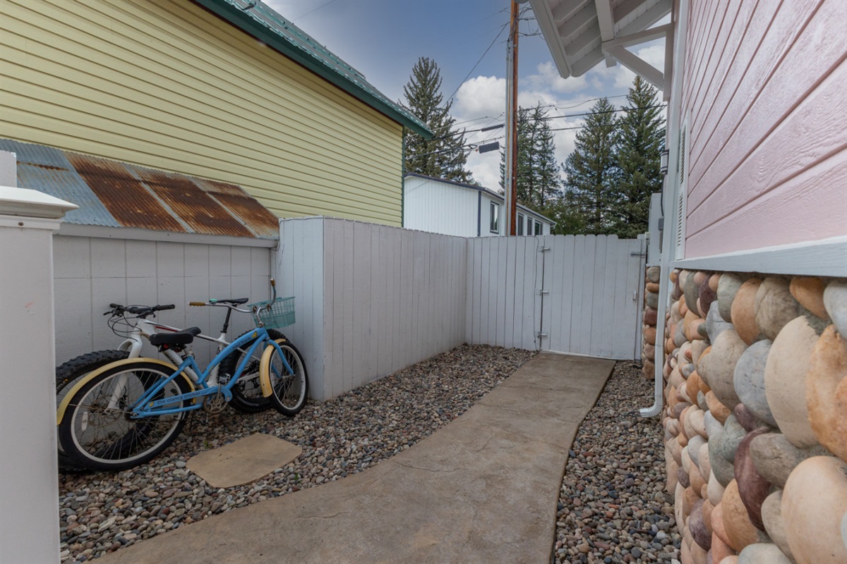 Private Walkway