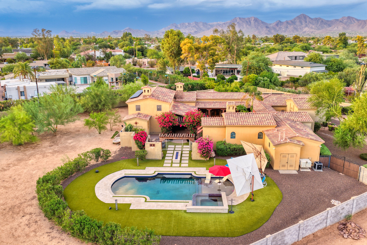 Epic Estate Scottsdale (82nd) — Epic Estate Scottsdale (82nd), Scottsdale, Arizona — photo 11