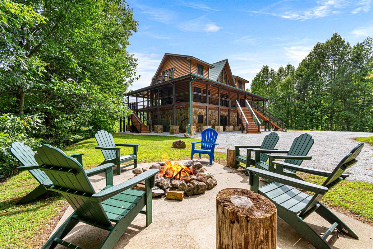 Fire Pit Oasis: Gather around the fire pit and create unforgettable memories in nature!