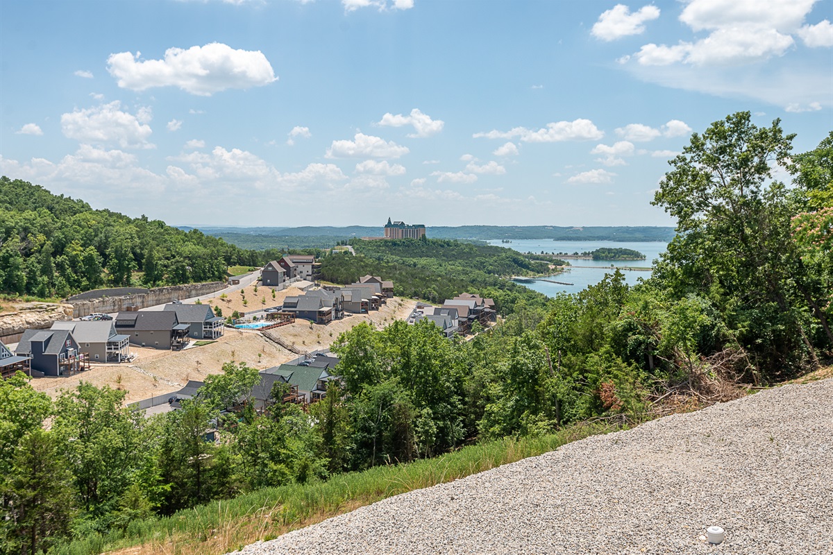 Lake & Mountain View