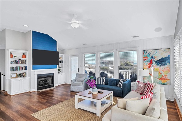 Large Main Floor with Walkout Deck