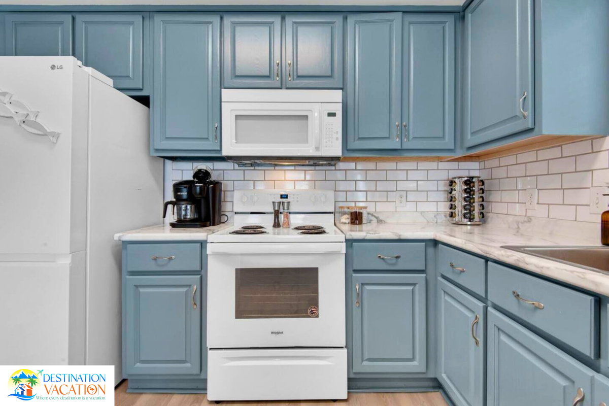 Stylish finishes make cooking feel effortless.