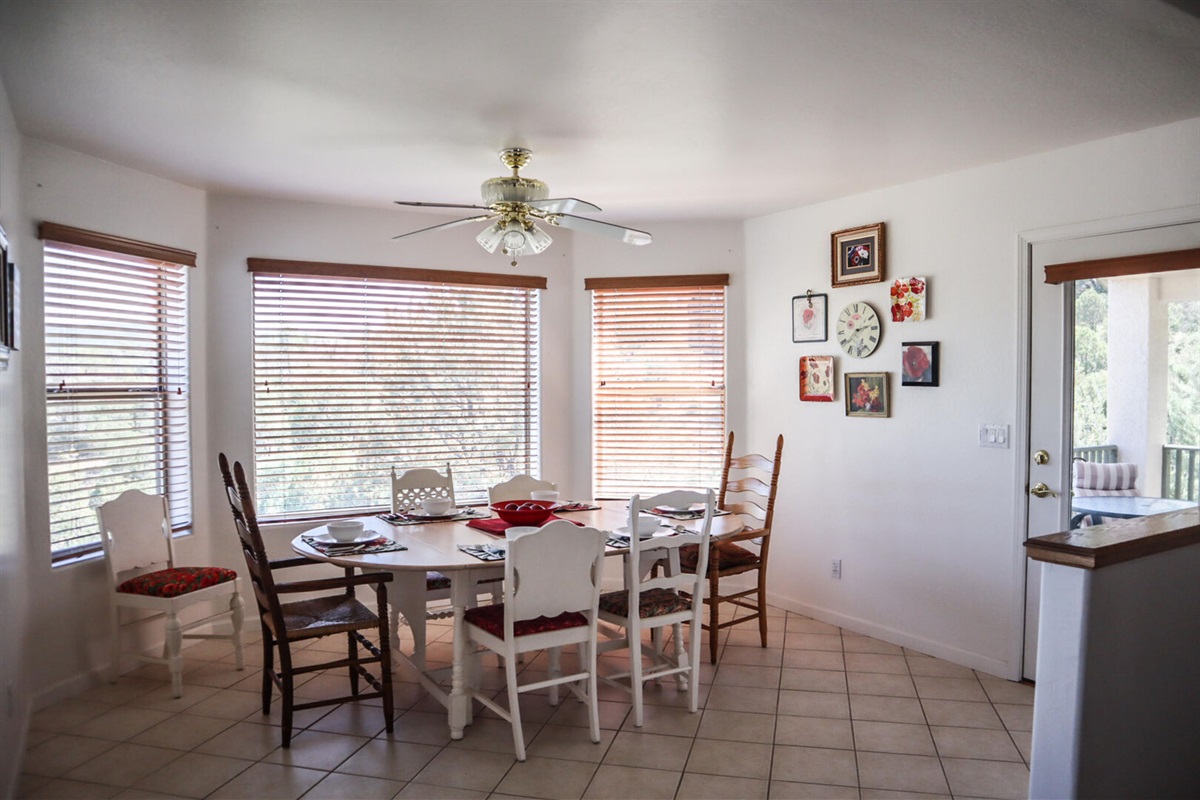 Separate dining table right off the kitchen.