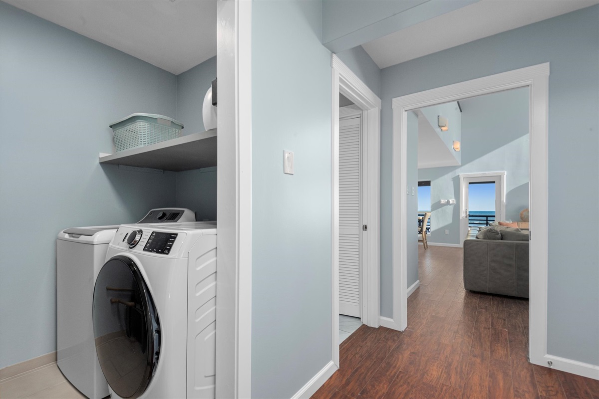 da9fbebe20bb4c05ba7dfa9e8a68a2c3 Large | Beachhouse | Texas | TX | Vacation Homes | Galveston | Crystal Beach | Kokomo | Breezy Days | Beachfront Elegance | Sunrise Serenity | Southern Sands Property Management, LLC