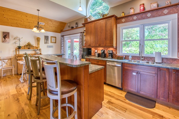 Open-Design Kitchen with 3 Seat Hi-Top Bar
