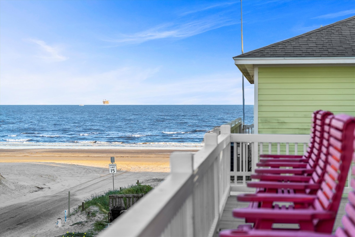 dac09b61863142409ac316fef50acb49 Large | Beachhouse | Texas | TX | Vacation Homes | Galveston | Crystal Beach | Kokomo | Breezy Days | Beachfront Elegance | Sunrise Serenity | Southern Sands Property Management, LLC
