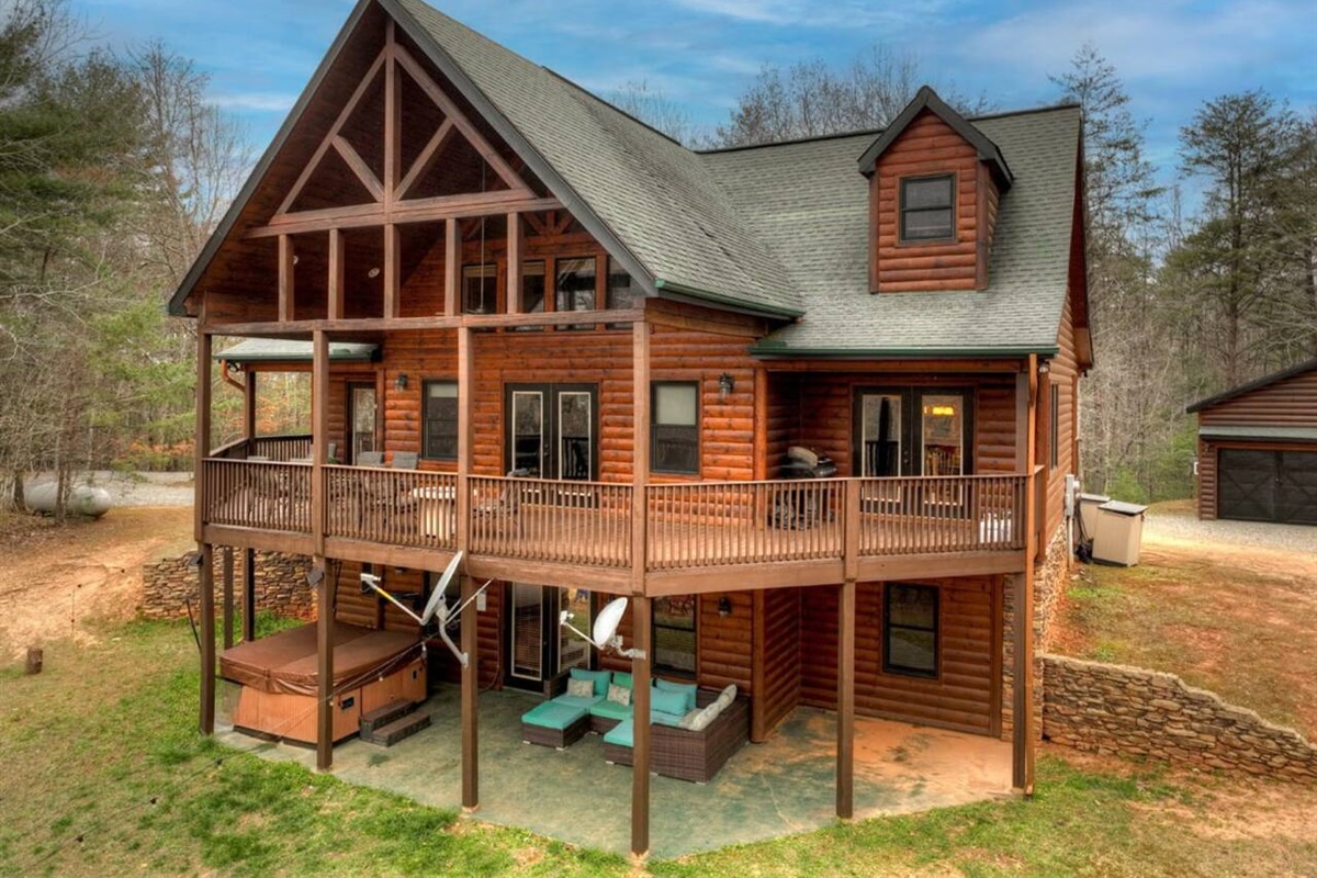 Take in another perspective of the exterior of the house.