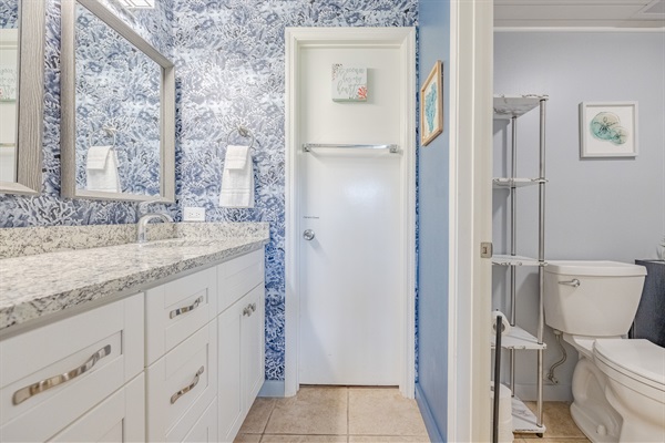 Bathroom off Queen Bed
