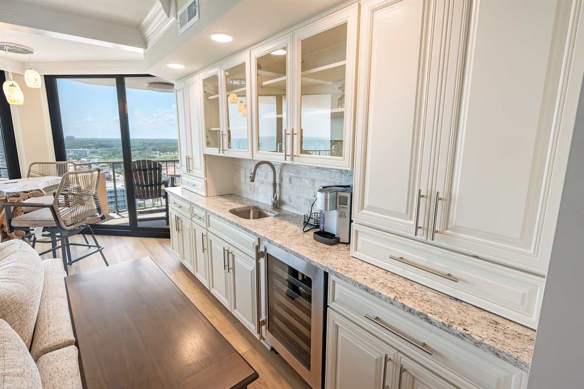 Large Kitchen Area