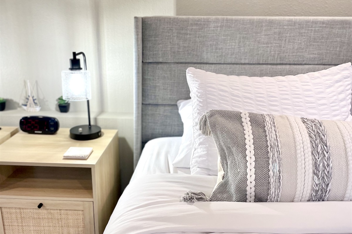 Quality linen sheets and bedding for a comfortable night sleep. USB plug lights that are dimmable. 