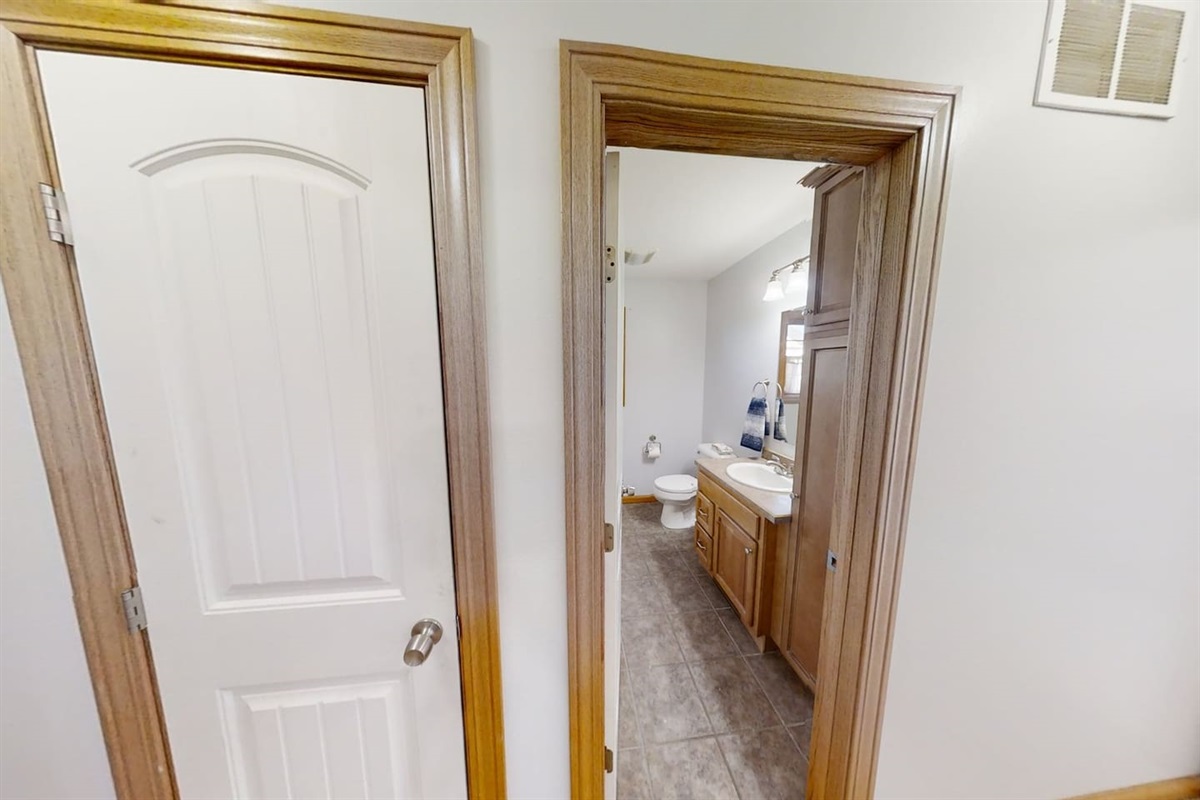 Bathroom Between the First and Second Bedrooms