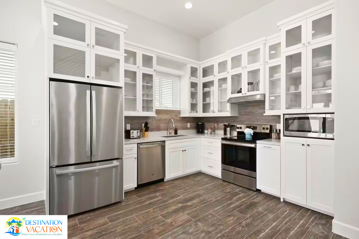 A beautiful kitchen ready for unforgettable home-cooked meals.