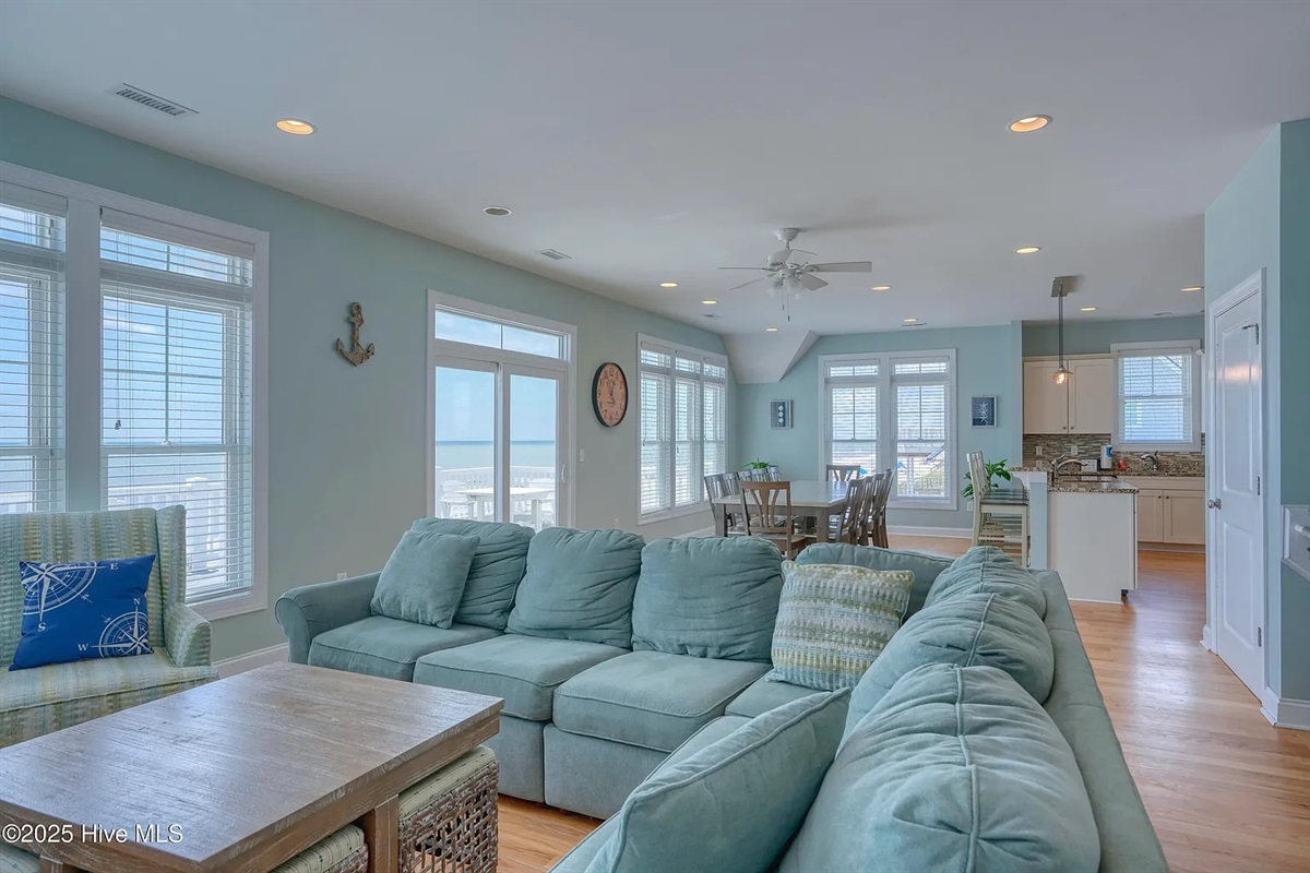 Spacious living area overlooking the beautiful Atlantic coastline