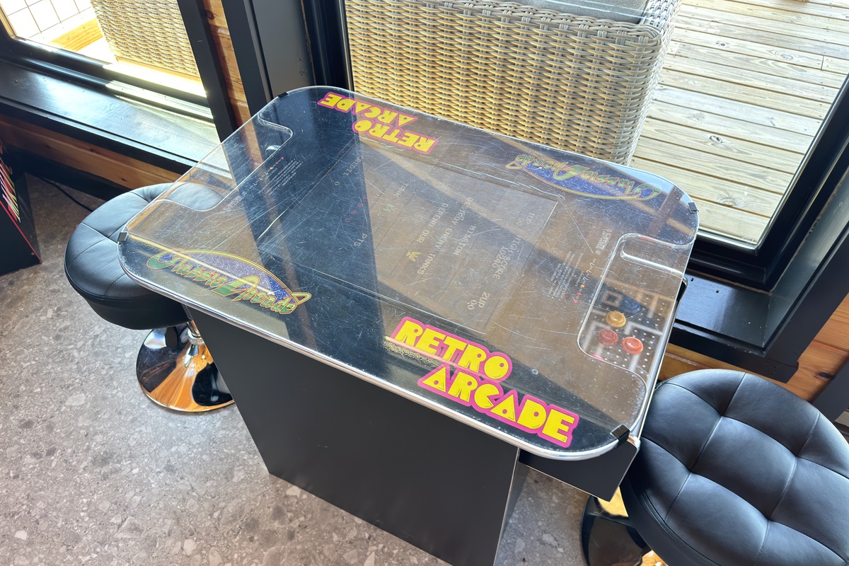 Retro arcade machine with 60+ games, including pac man, galaga, etc