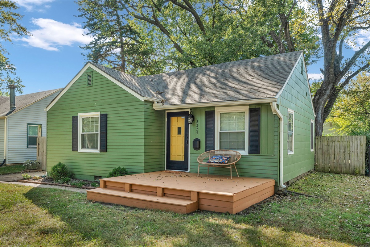 Another beautiful view of your Topeka getaway!