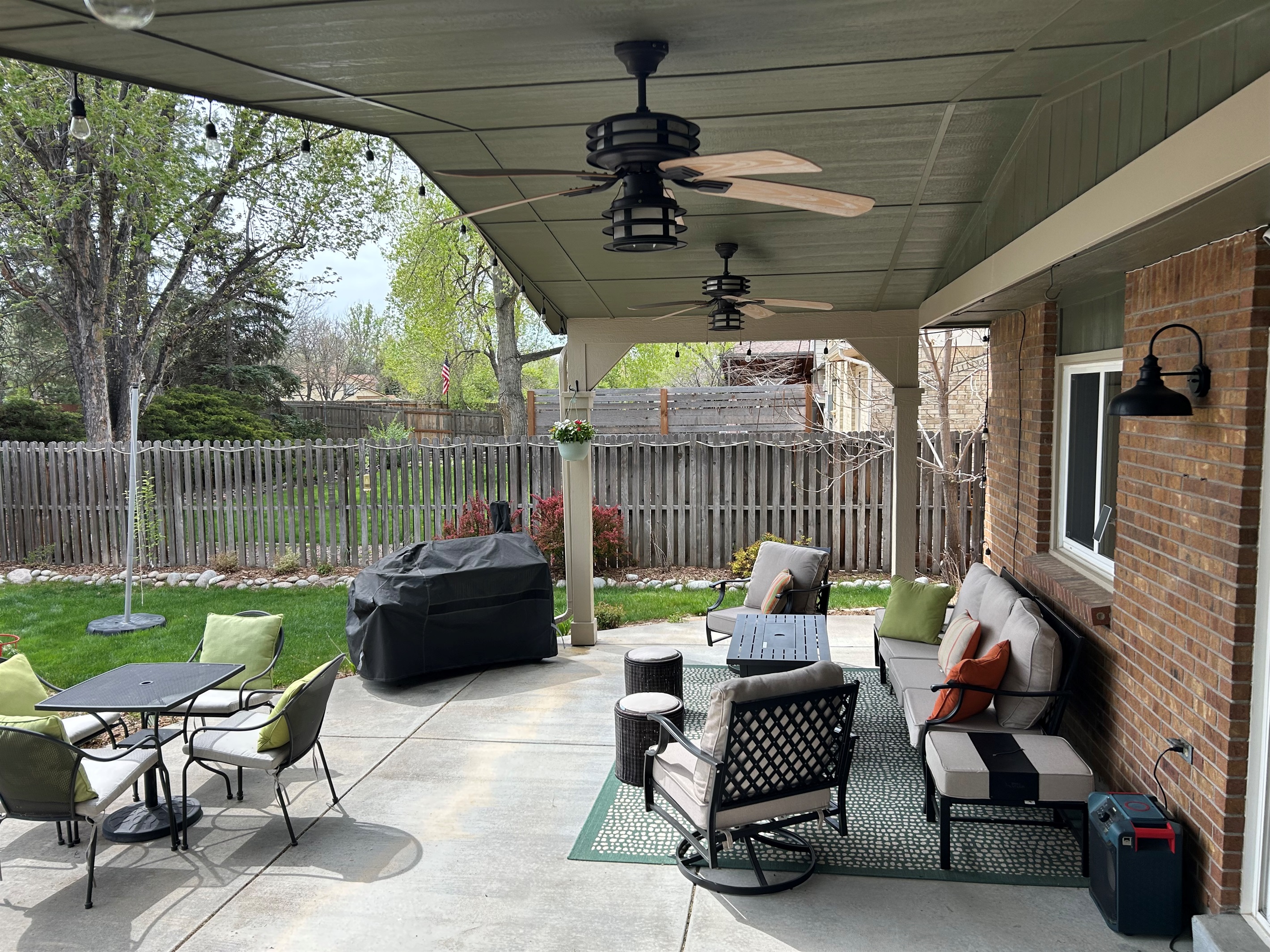 Rain or shine, we got Ü covered.