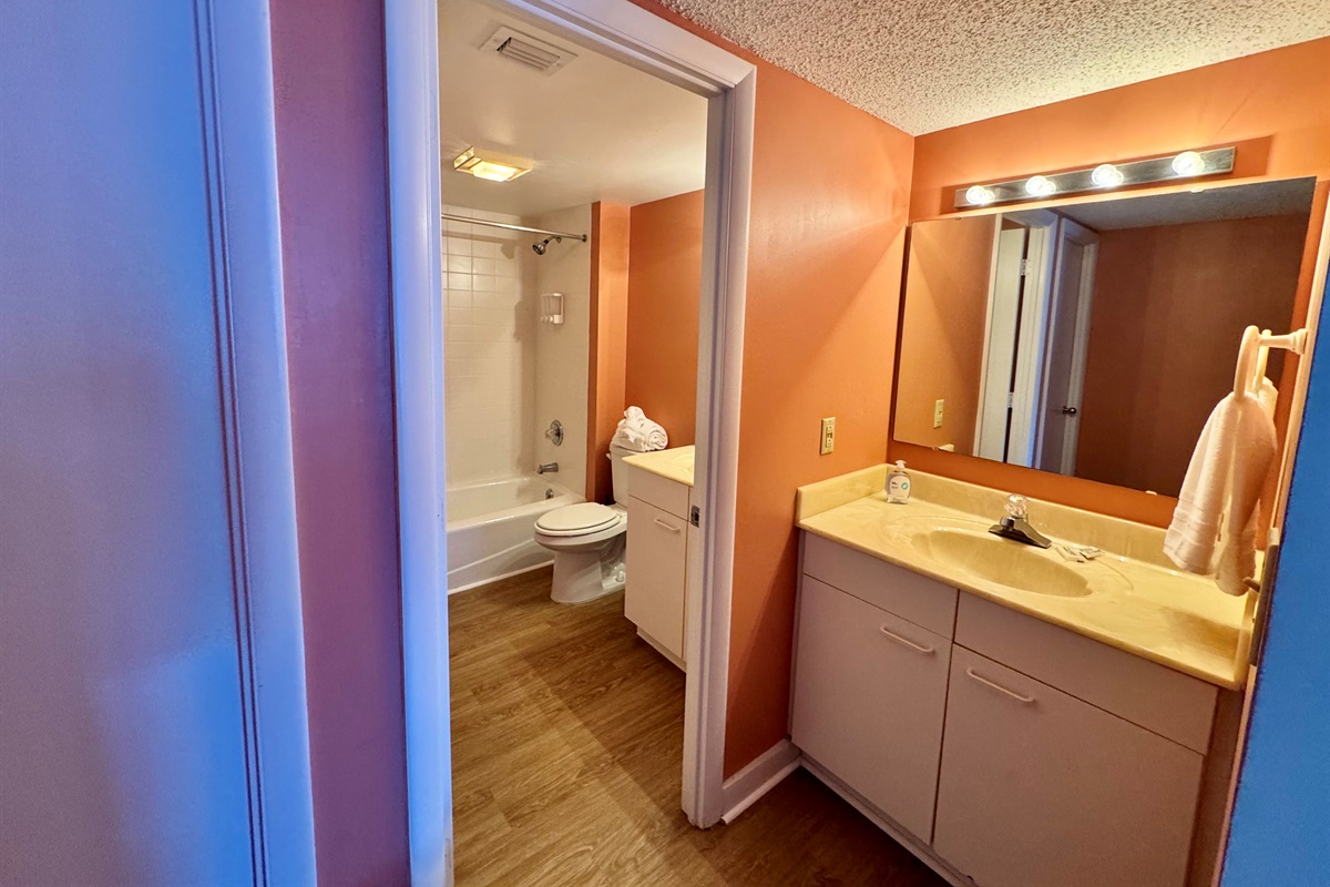 2nd Bathroom