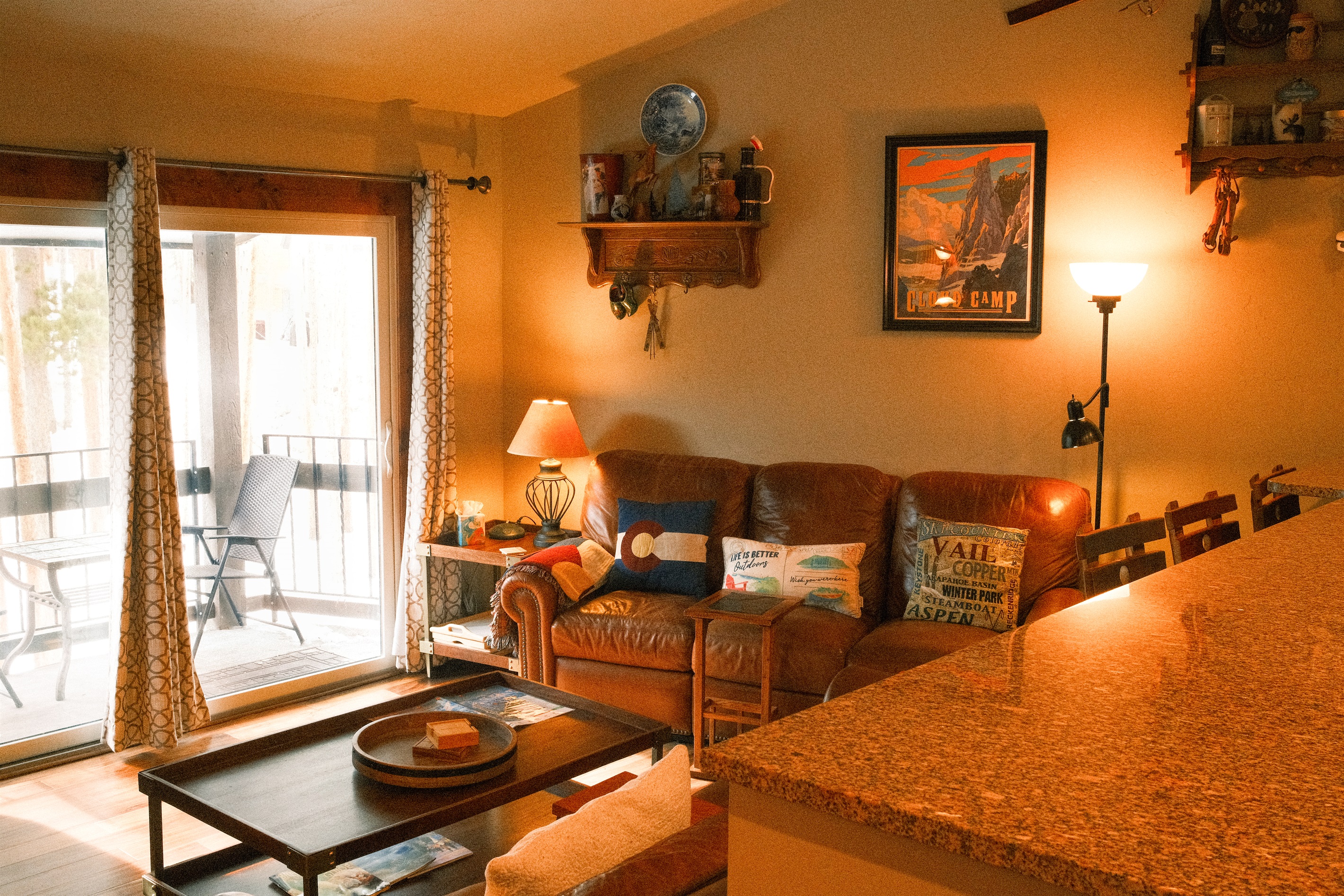 Charming Balcony And Relaxation Oasis - Inviting Mountain Retreat - Breckenridge, CO