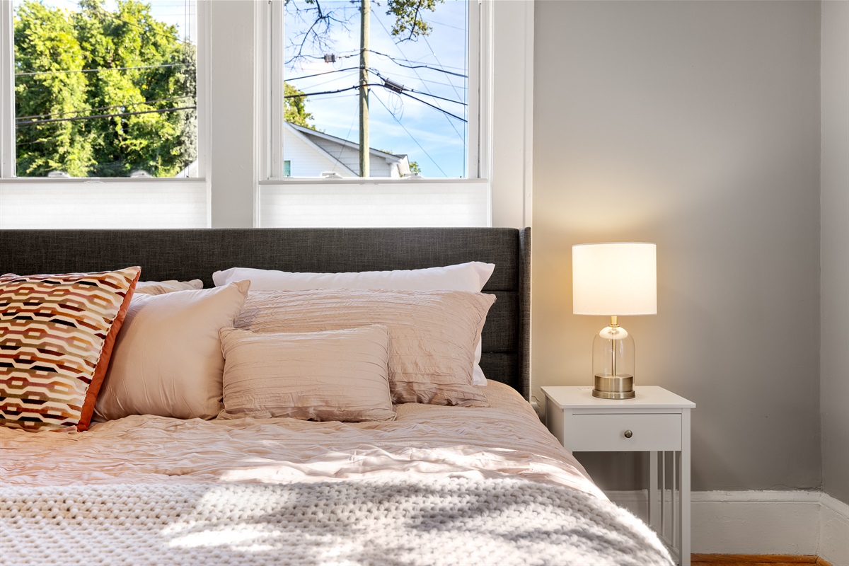 King Bedroom #1