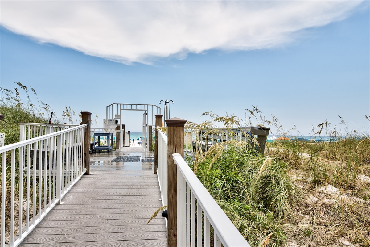 Private Beachfront for only Jade East Guests - Getting to the beach is easy!