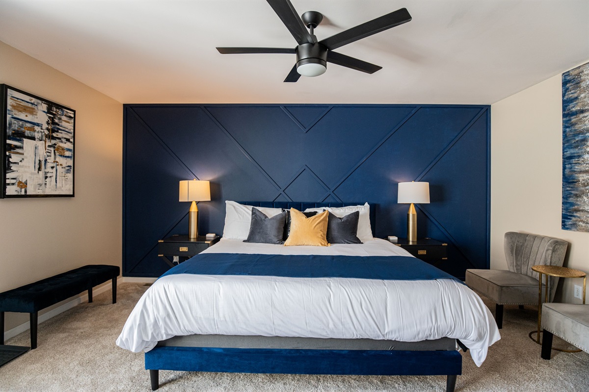 Ideal for couples or solo travelers, the second king suite blends space, style, and privacy.