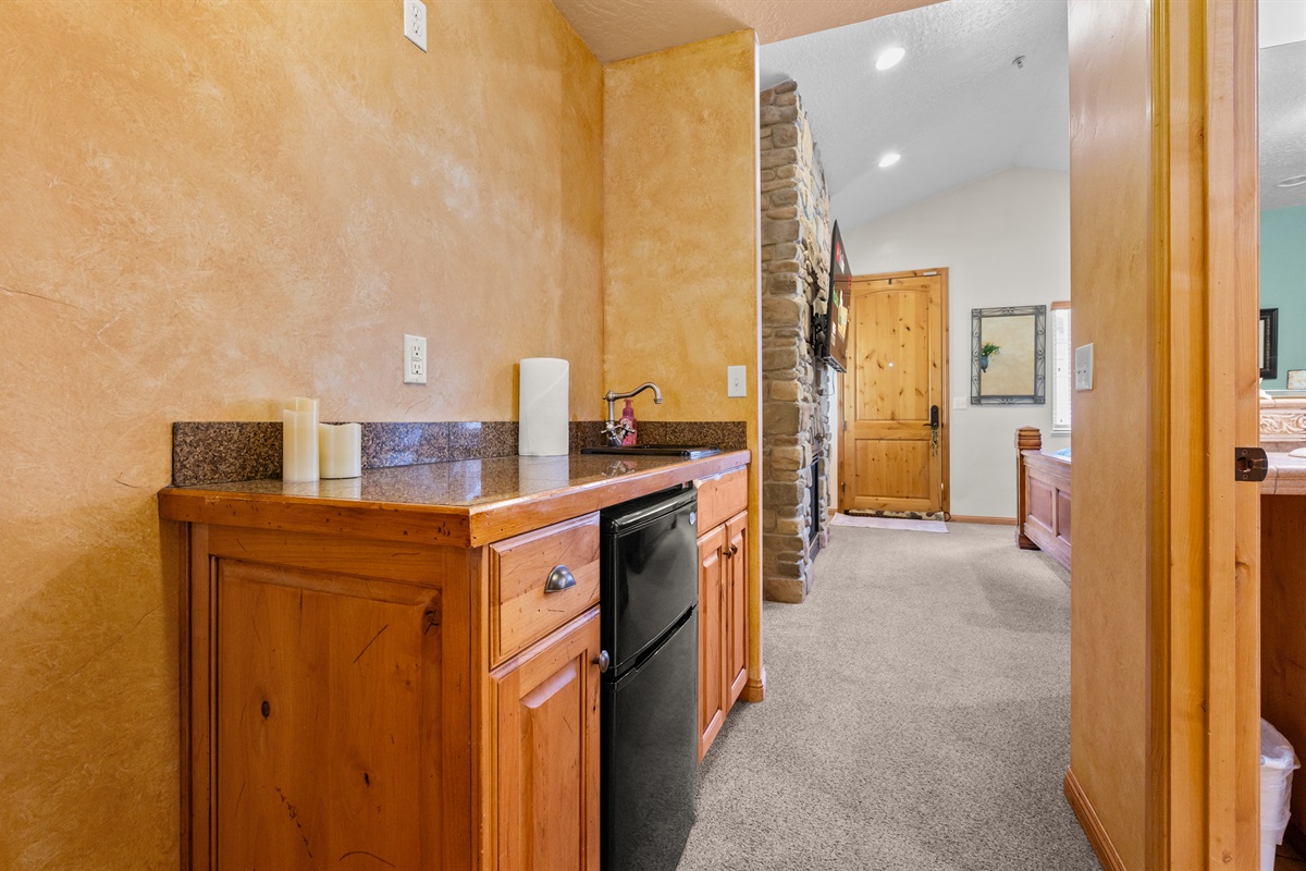 Enjoy added convenience with extra storage and facilities.