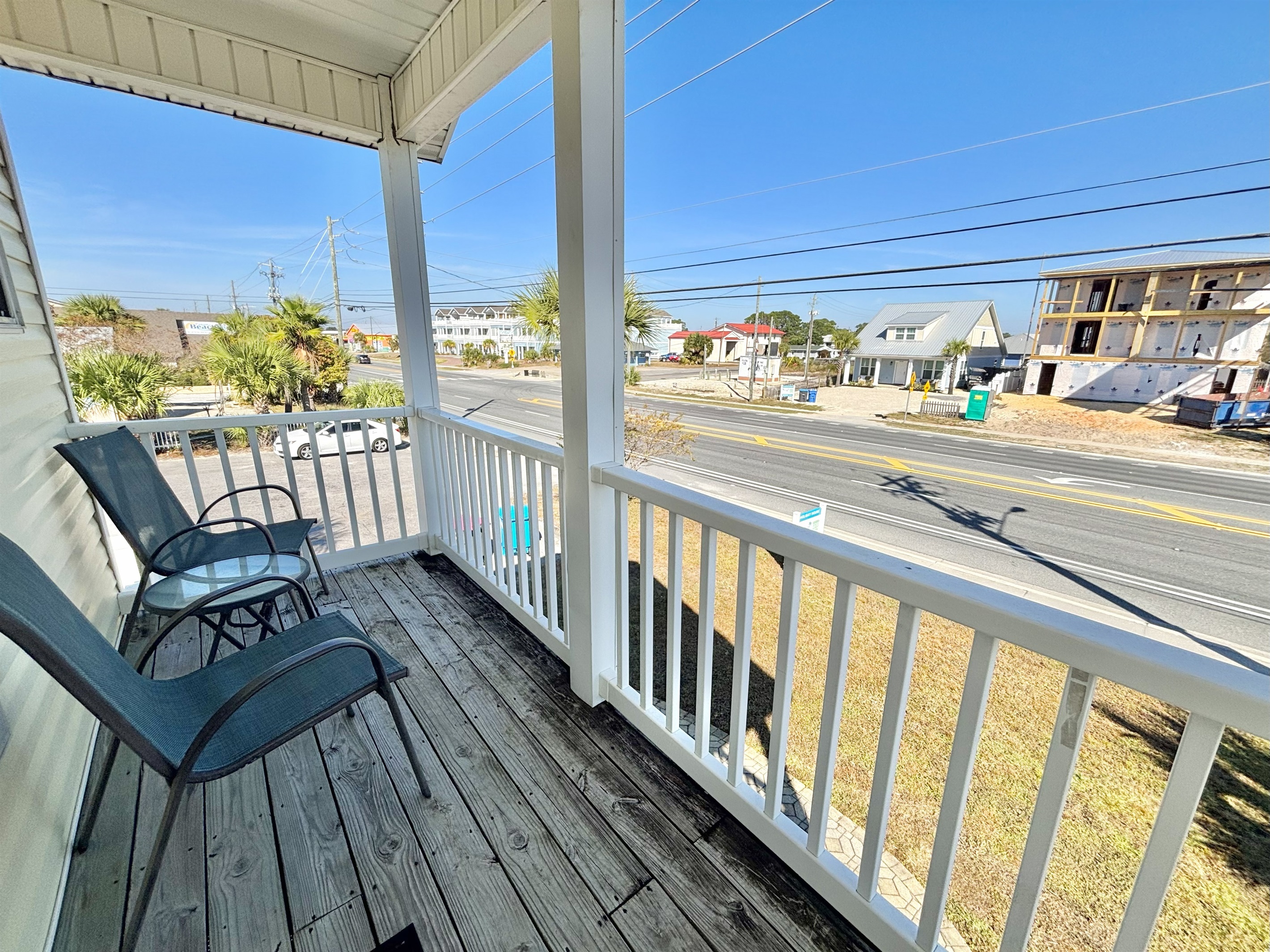 Private balcony off master suite!