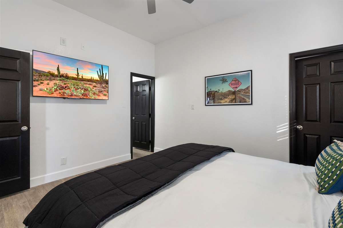 Ensuite, 55" TV and walk in closet