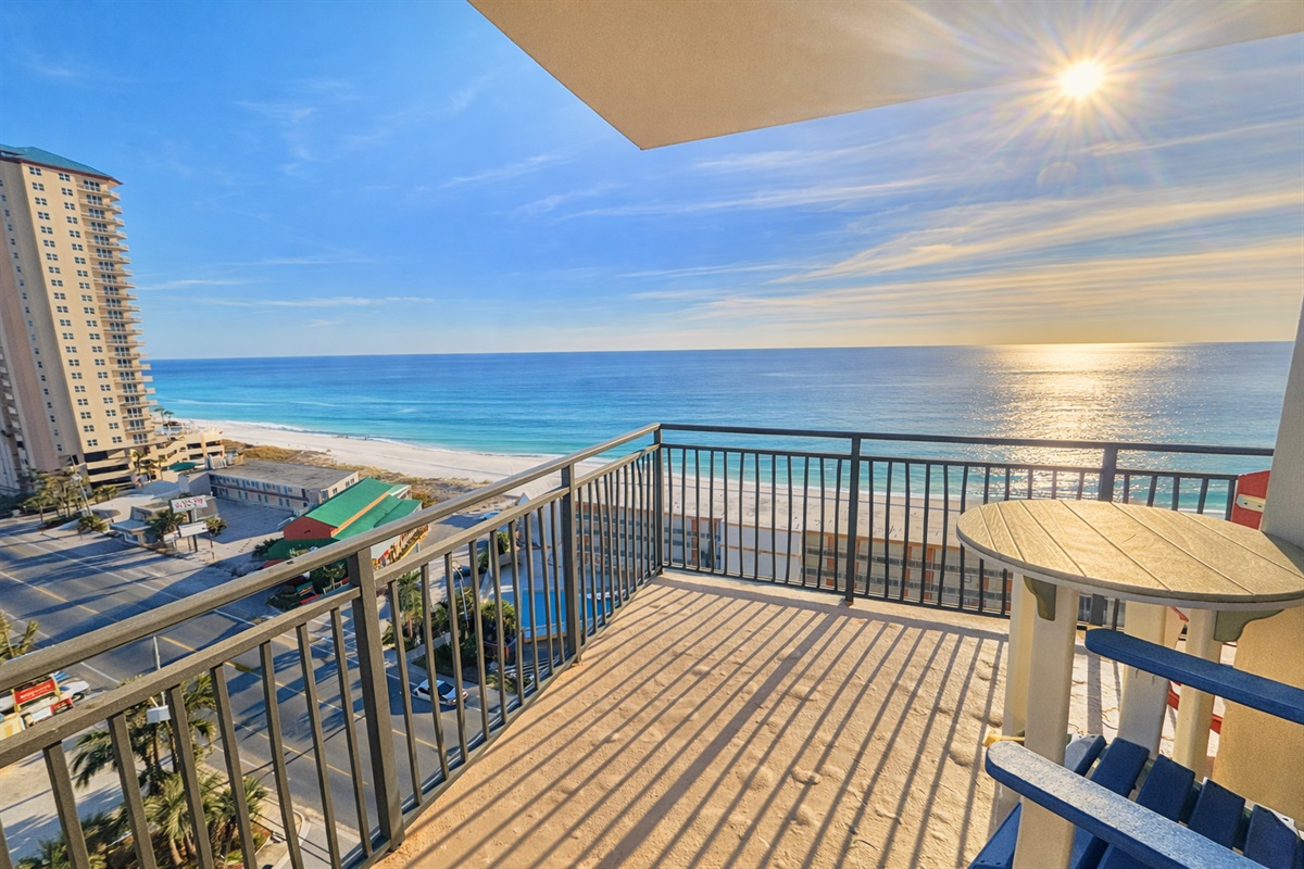 Corner unit with LARGE balcony