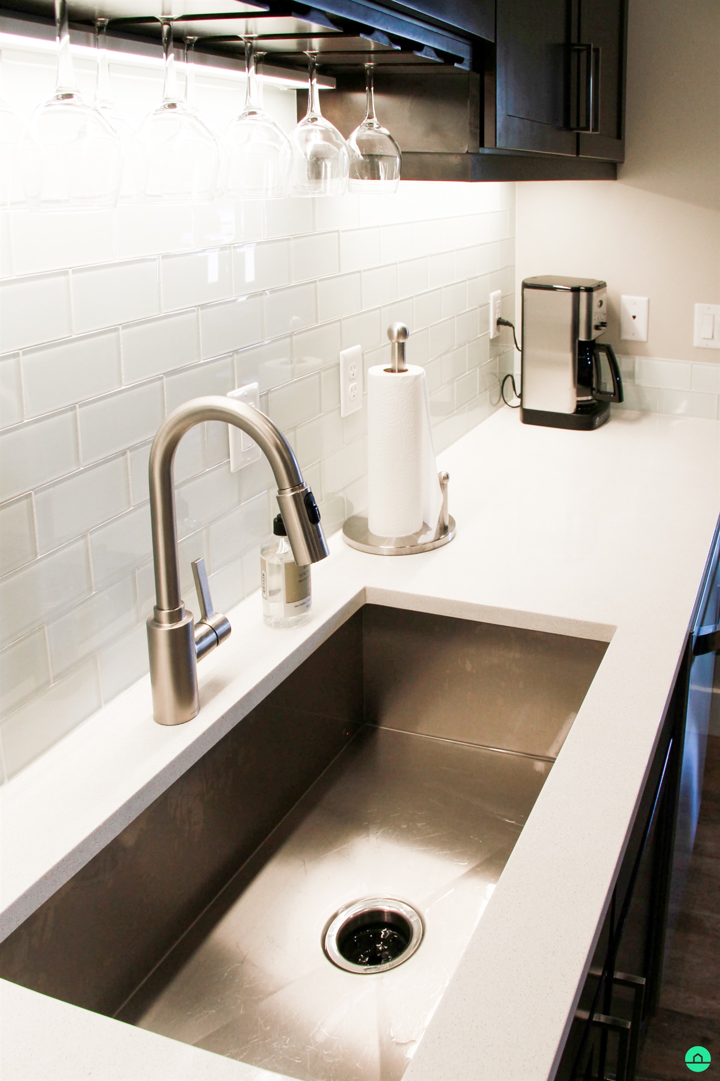 Kitchen Sink & Coffee Maker