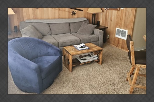 Livingroom area.