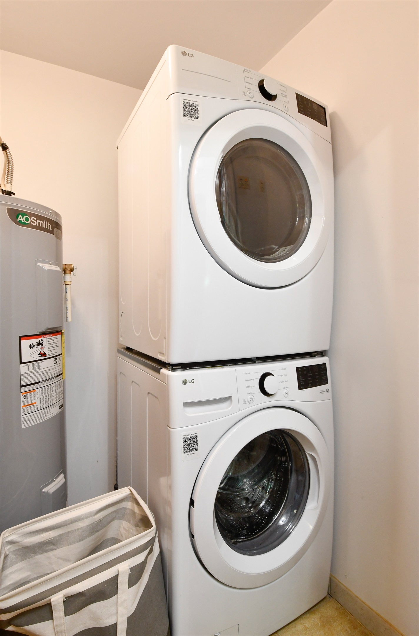 Feel free to do some laundry in our top of the line washer & dryer before heading home - especially if you accidentally tipped over in the kayak (we won’t tell)!