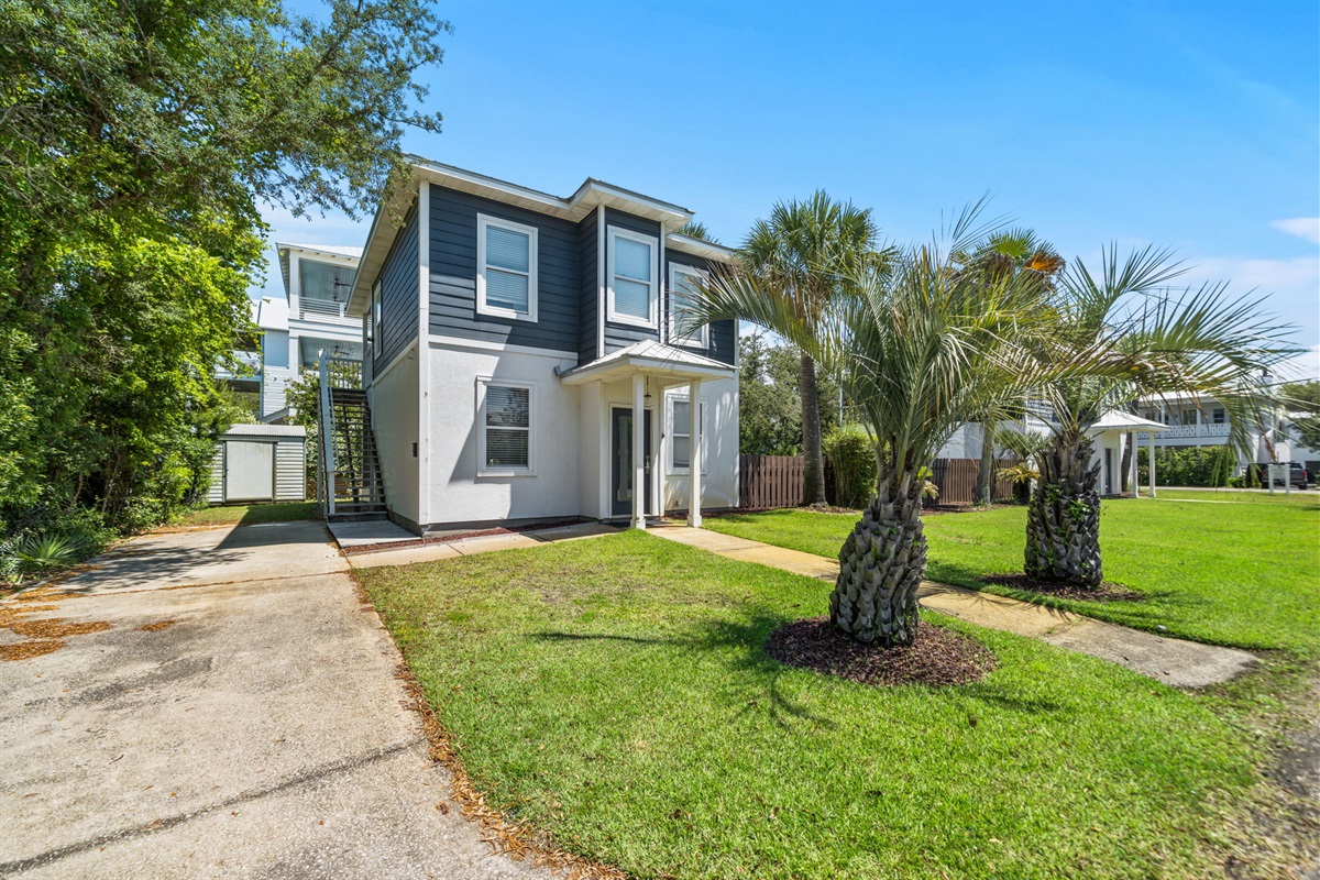 Casita (Carriage House) Entrance