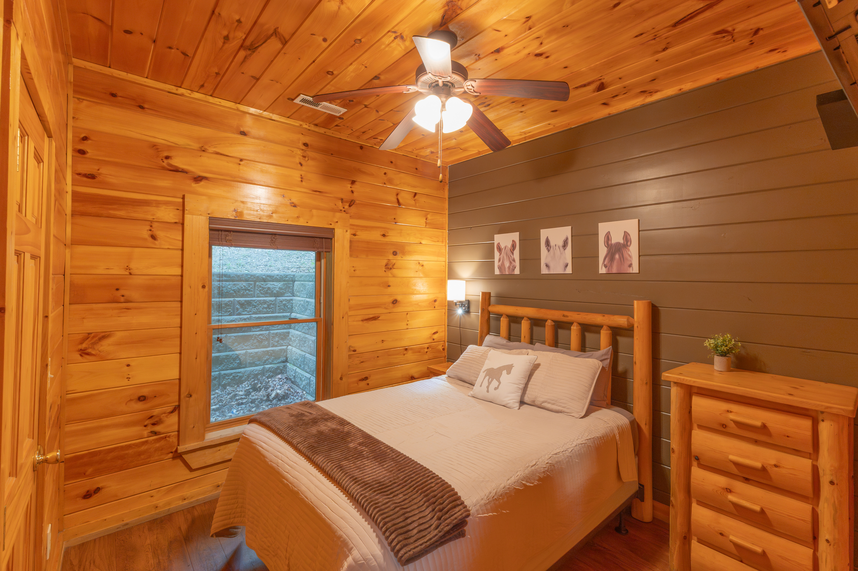 With luxury linens and comfy blankets, our queen "horse" bedroom is as comfy as our master bedrooms.