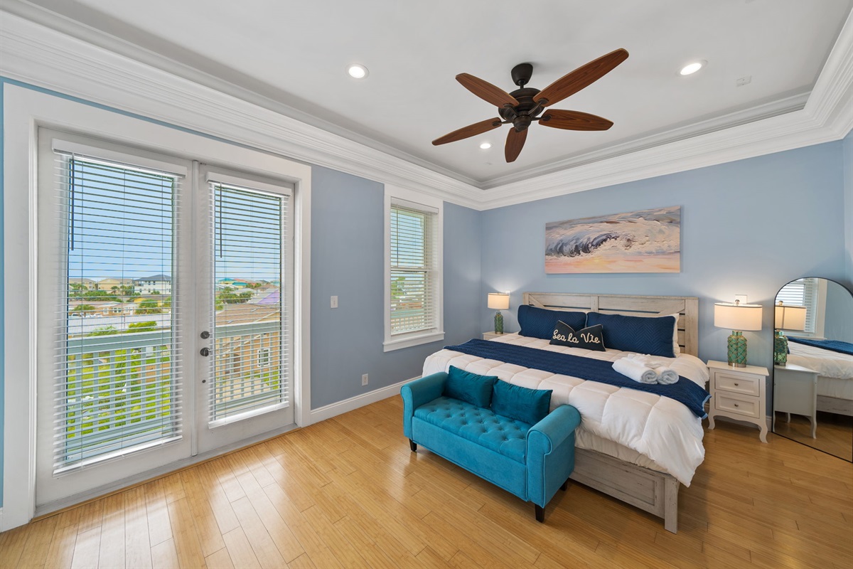 Master Bedroom on the 3rd floor... Your private retreat after a perfect beach day  