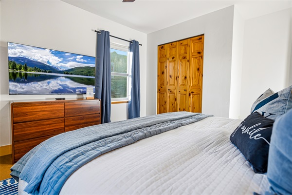 Let the stillness of the mountains carry you into the deepest sleep.