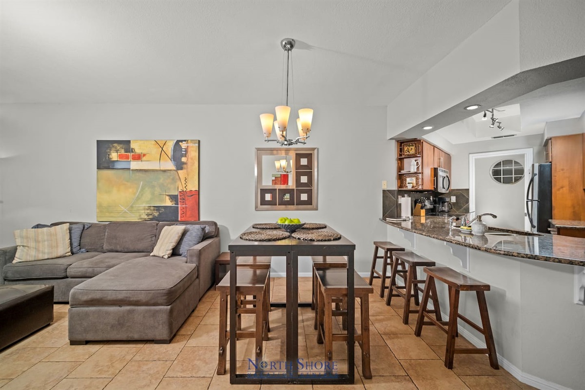 Dining Area & Bar Stools