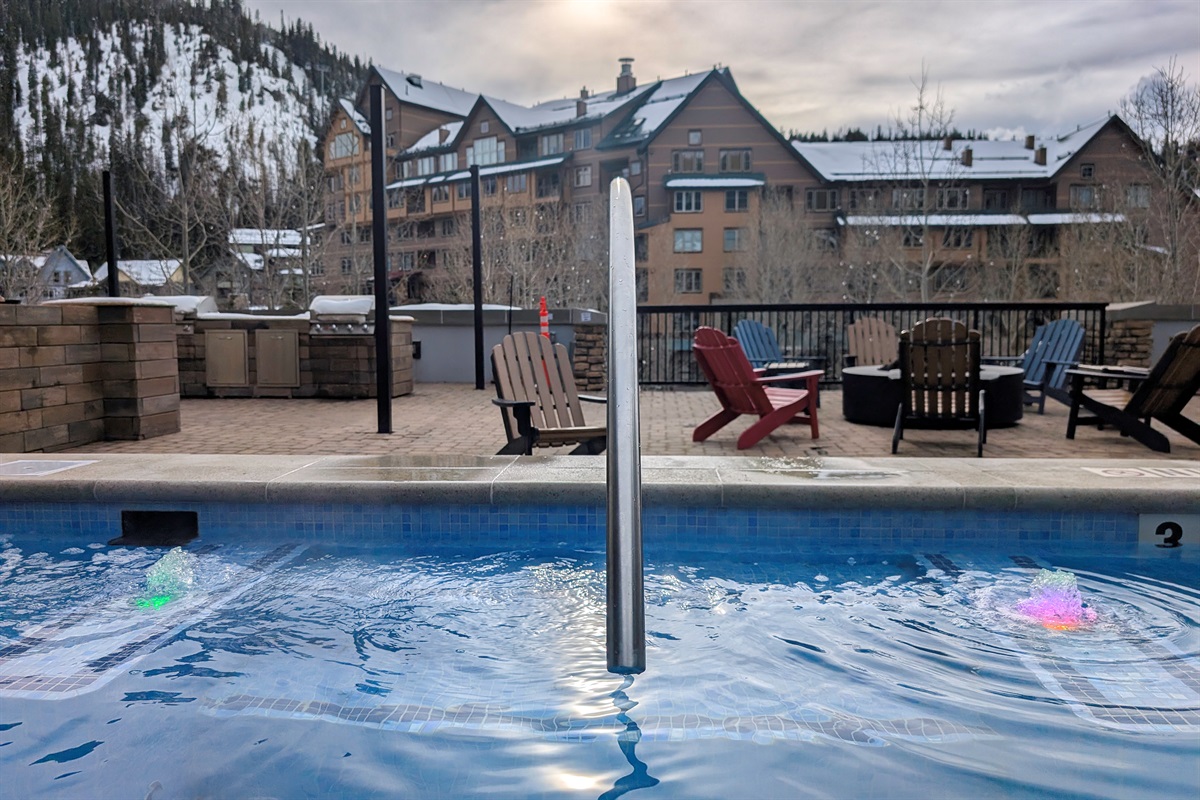 hot tub steps looking at zephyr lodge