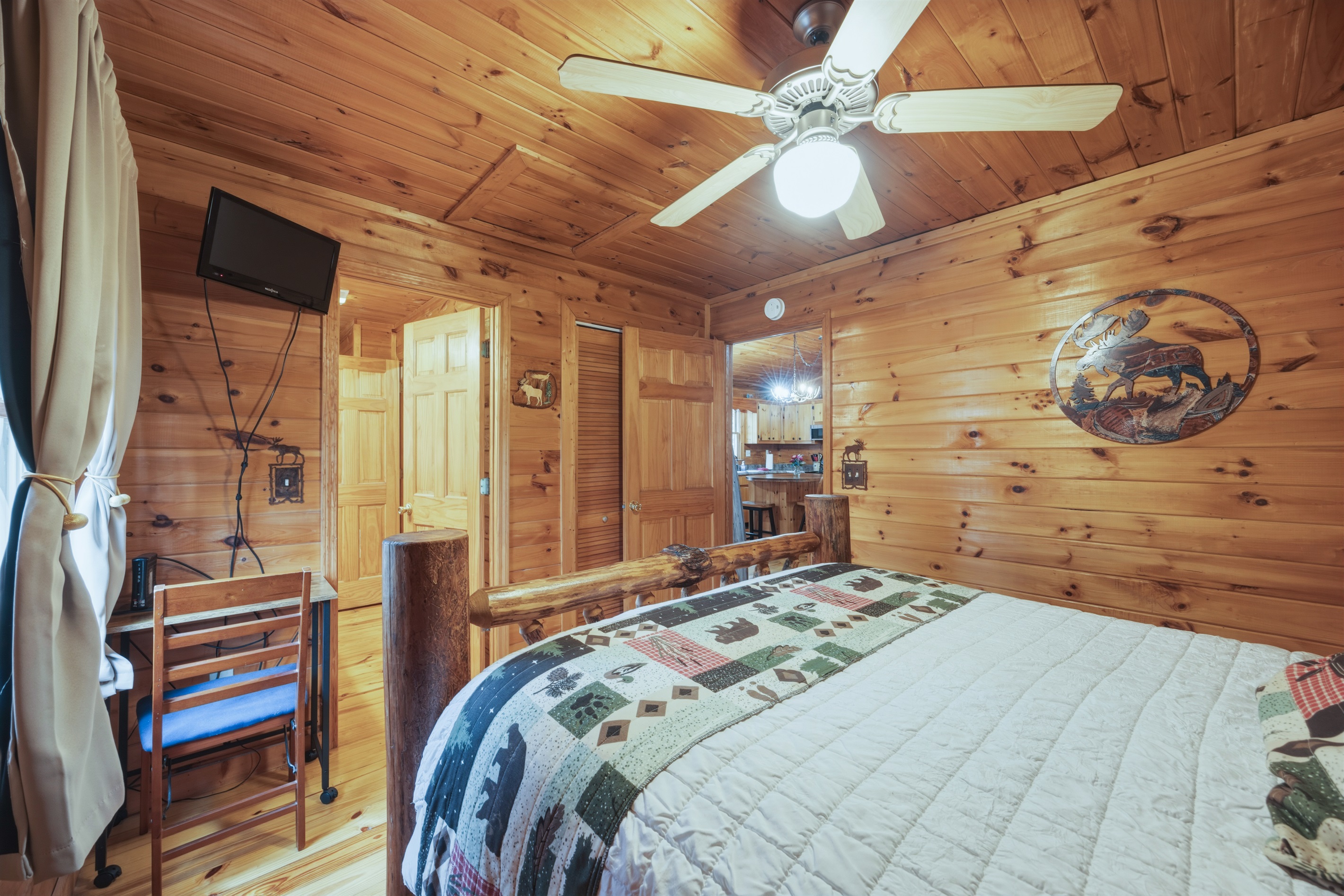 Small desk/ work area