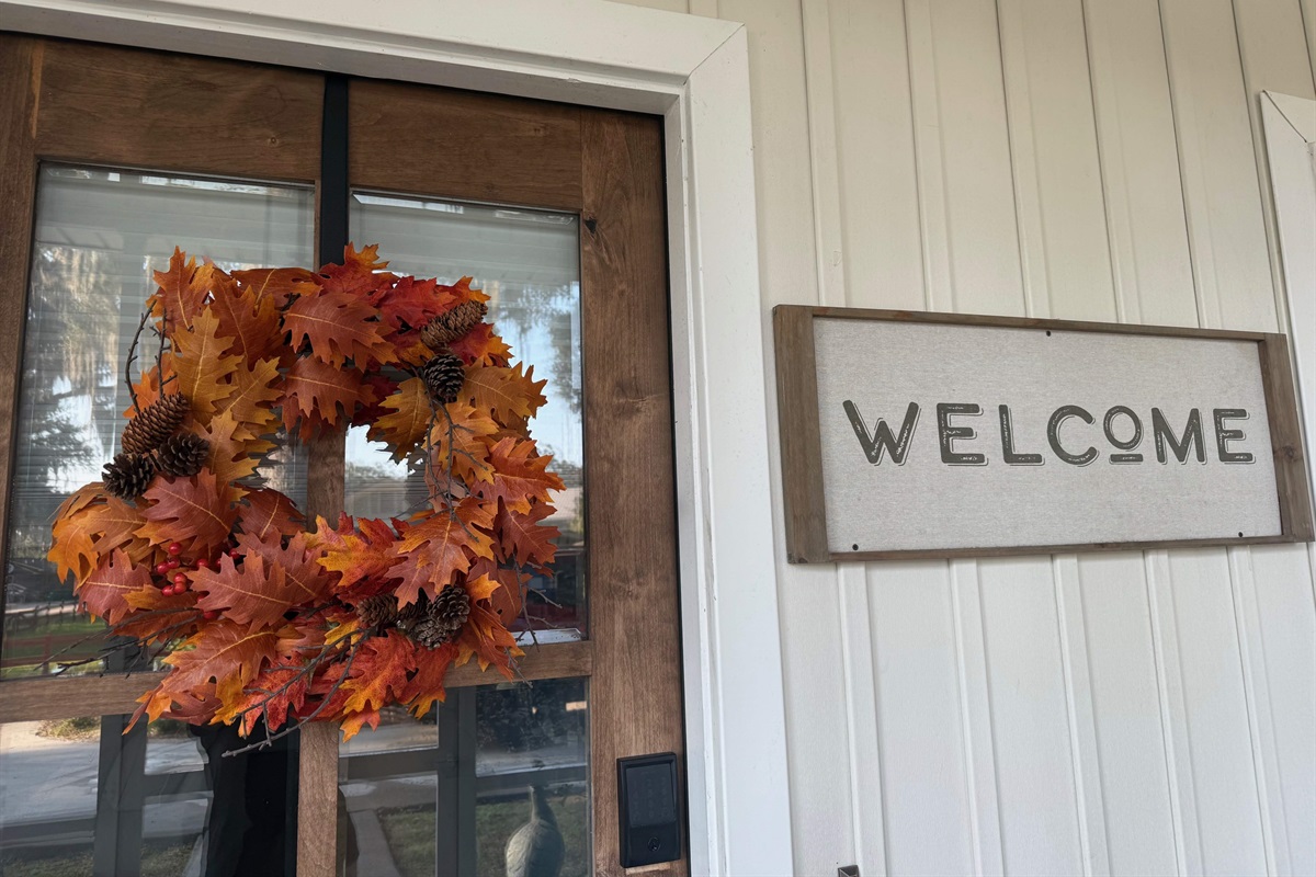 We like to change decorations out for the seasons!