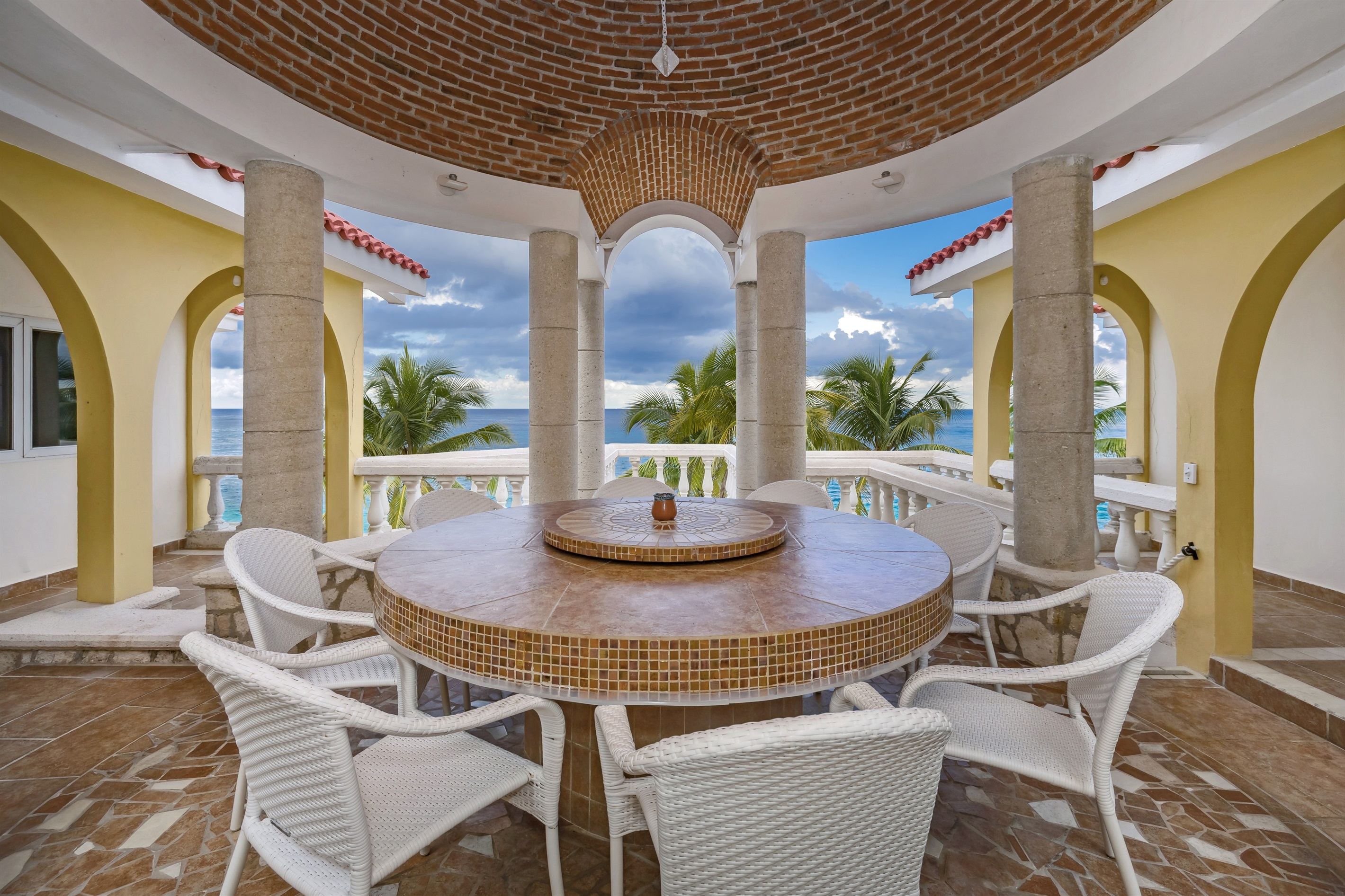 Outdoor Covered Dining