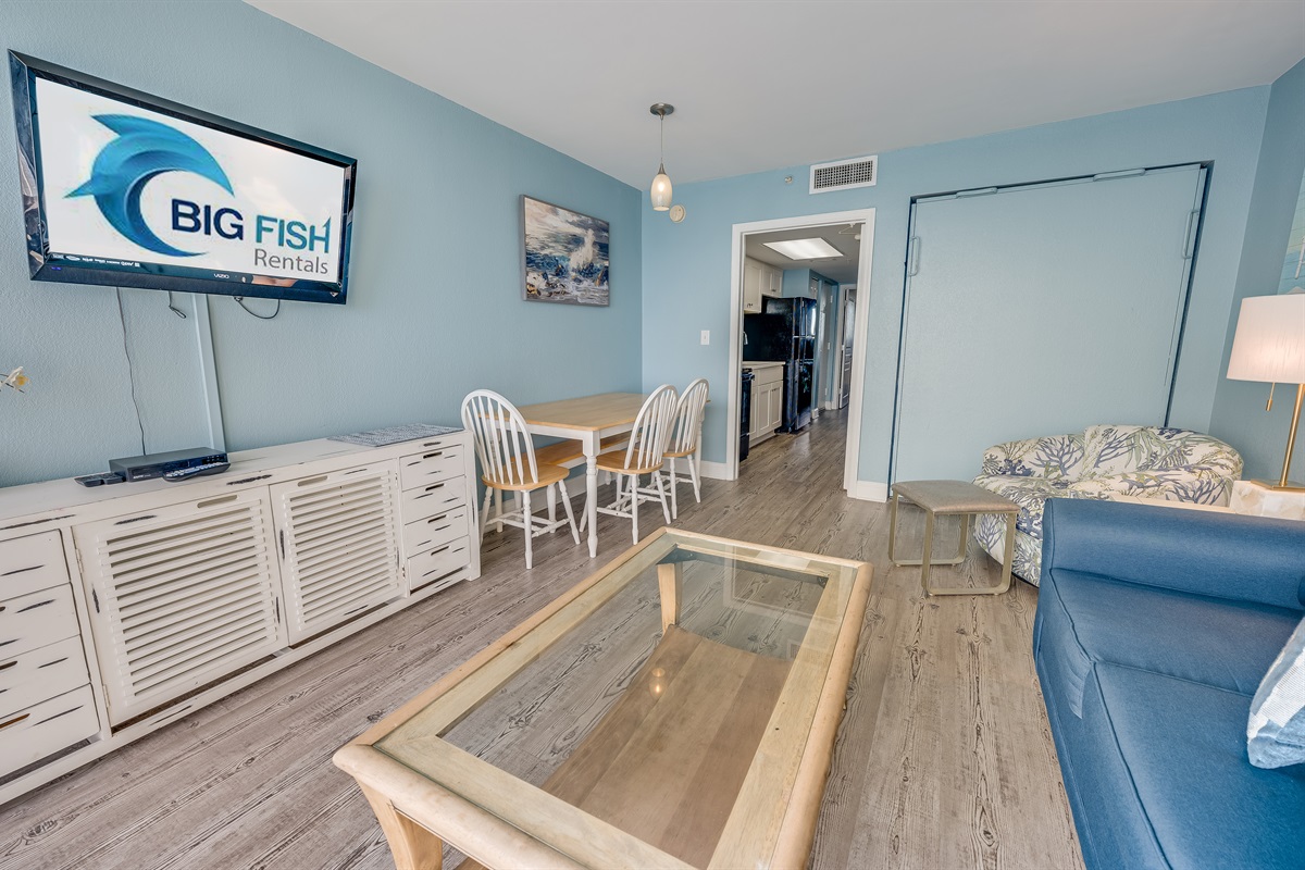 Amazing Living Room with Stunning Views🌊☀️