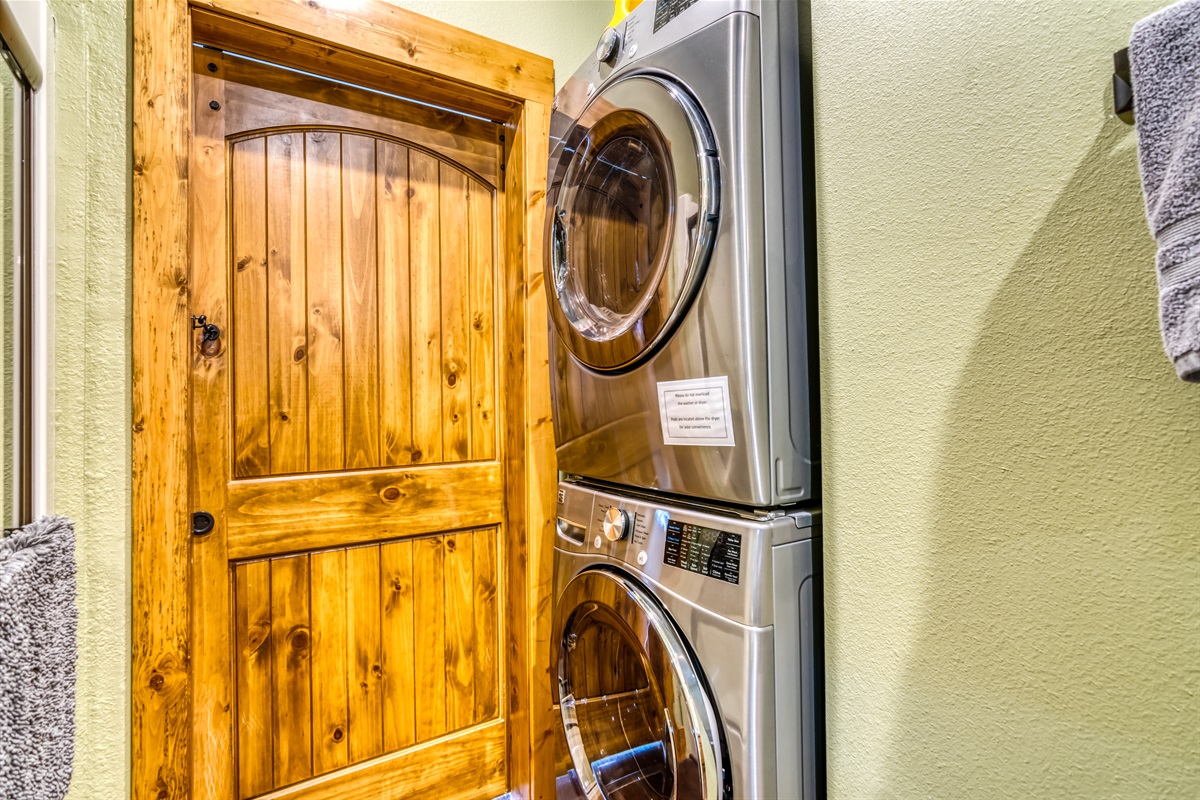 Main floor washer/dryer