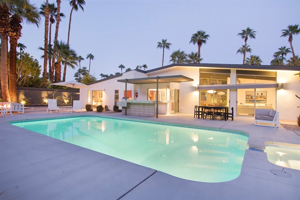VistaLasPalmasRetreat- enjoy your Palm Springs experience with a saltwater pool and spa