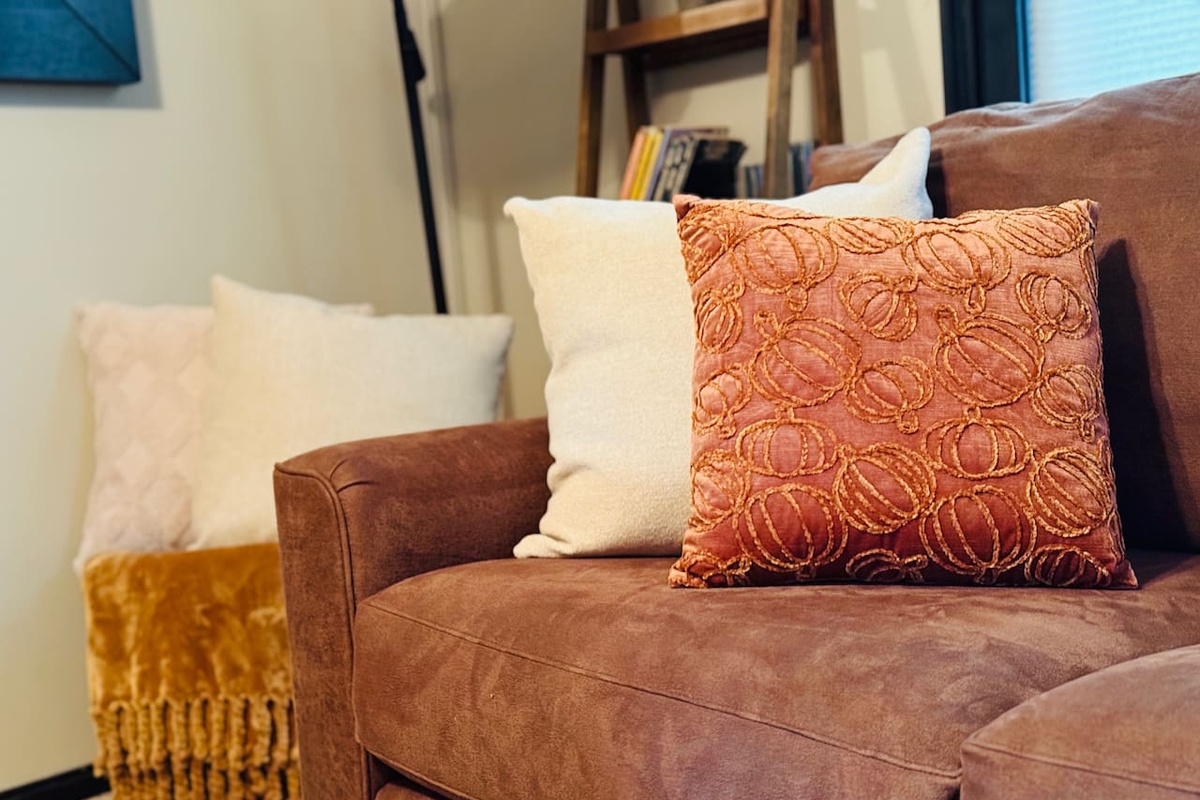 Comfortable family-room seating with seasonal accents.