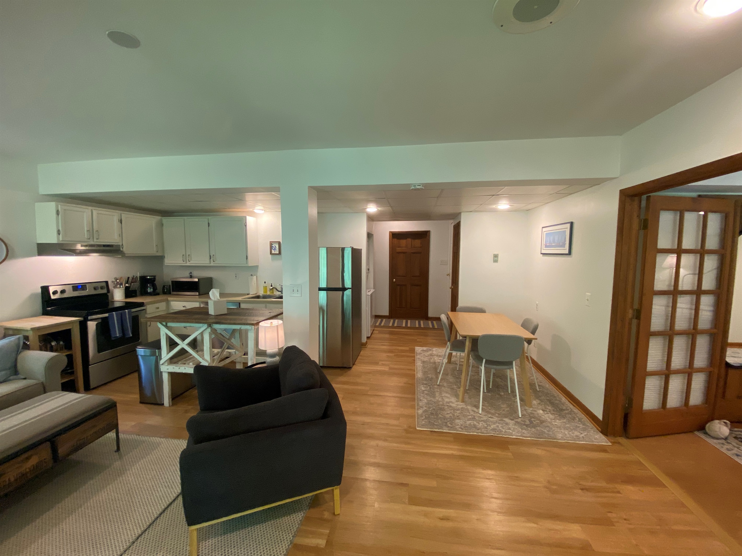 View from the suite entrance. Bedroom is to the right. The brown door directly across from entrance is to an owner's room which remains locked during your stay.